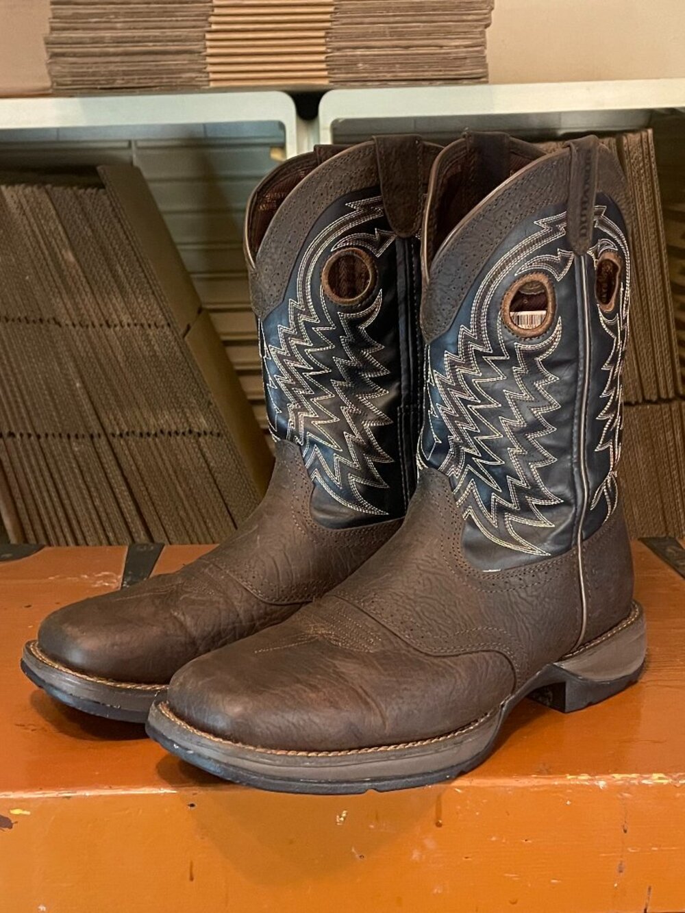 DURANGO Rebel Men's Size 11 M Dark Brown Black Square Toe Cowboy Boots DDB3461CV